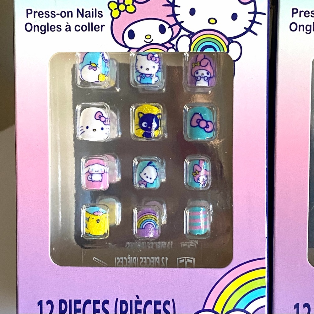 🎅🏻 SALE! Hello Kitty and Friends 2 boxes press on Nails  Blue and Pink white NWT - Picture 4 of 8